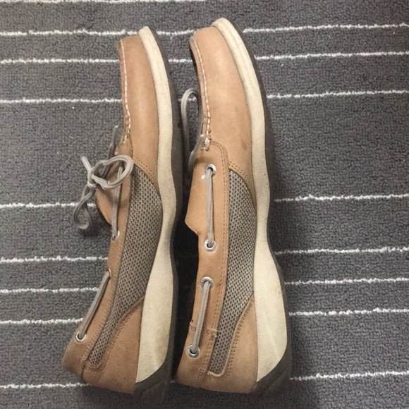 Sperry - Picture 2 of 5